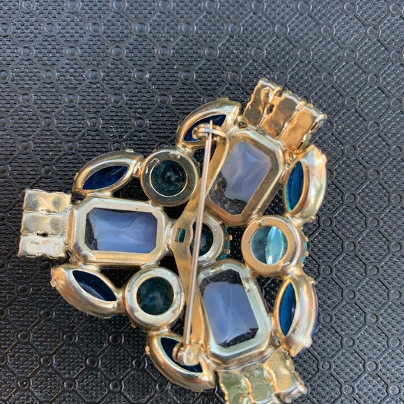 Shades of Blue Sparkling VINTAGE Brooch - Picture 5 of 8